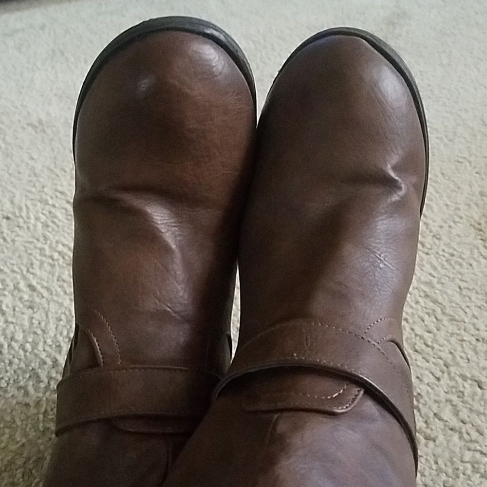 COPY - Knee high brown boots